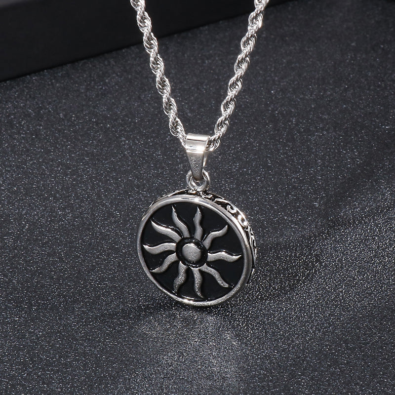 Solstice Pendant | Silver.
