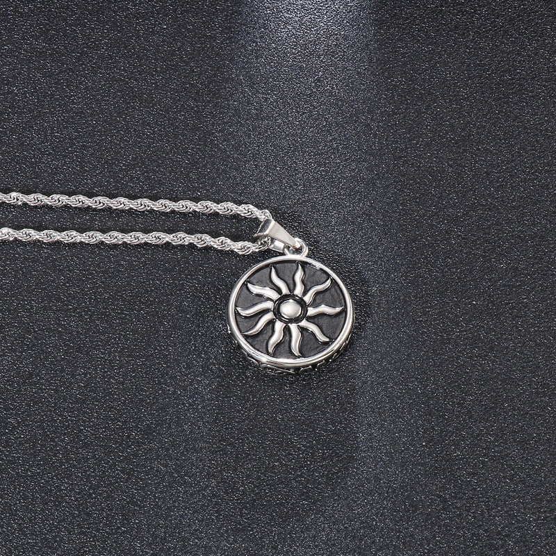 Solstice Pendant | Silver.