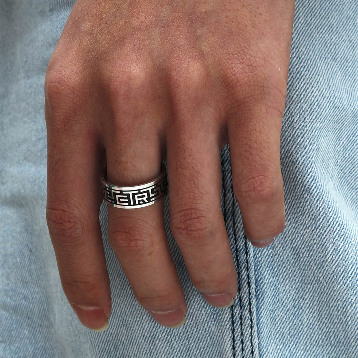 Sentinel Ring | Silver.