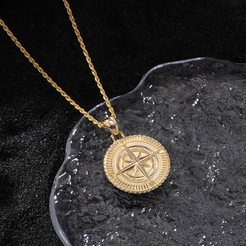 Peace Pendant | 18K Gold.
