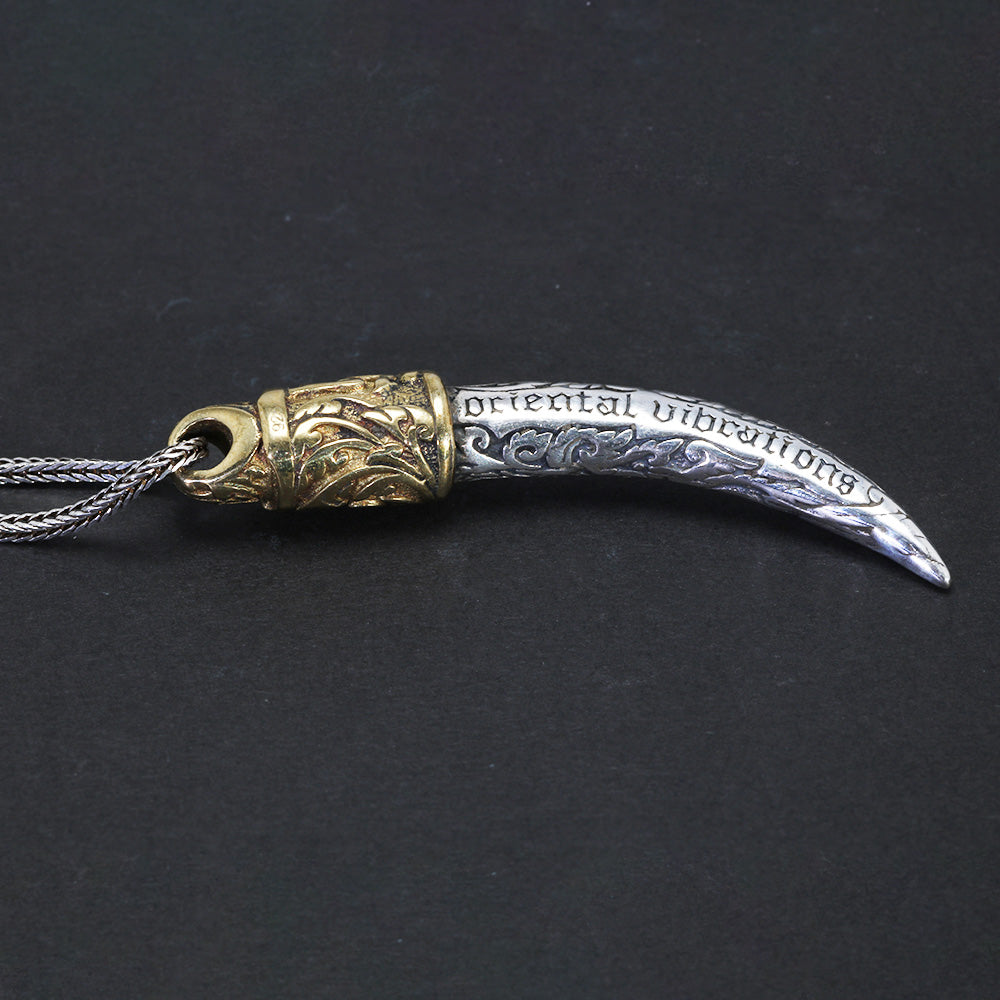 Carnivore Pendant | 925 Silver.