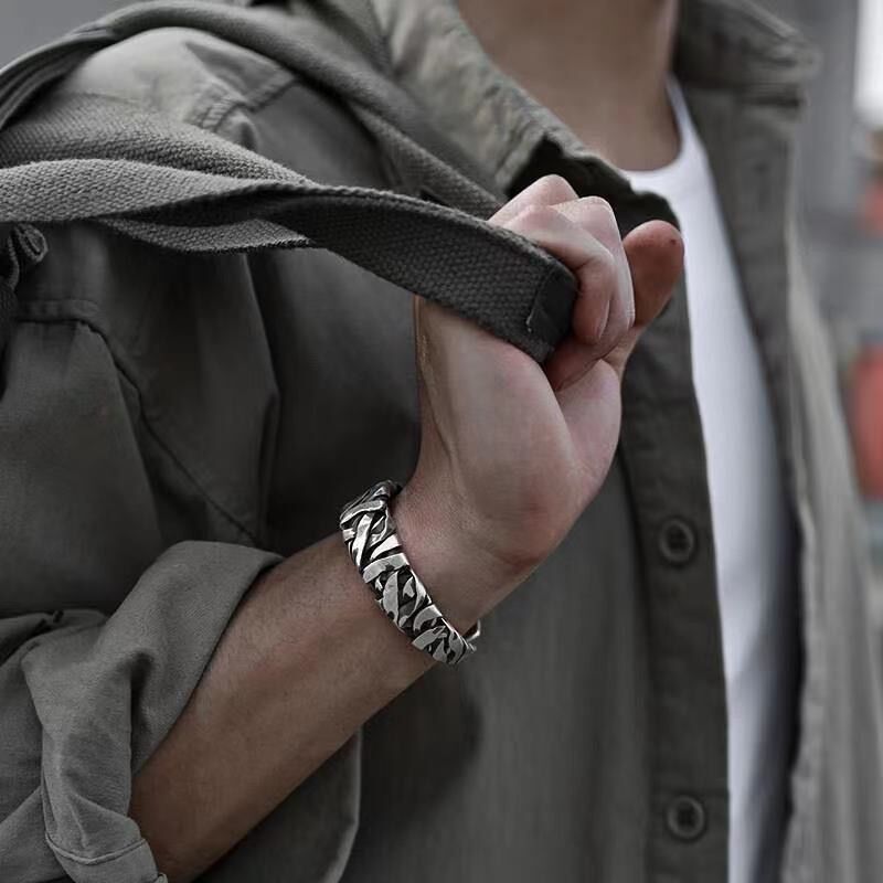 Stonic Cuff | Silver